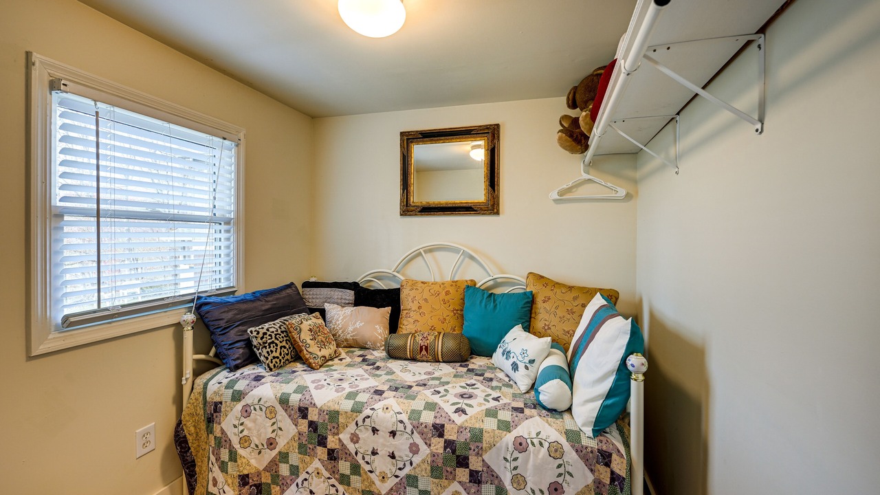 Photo of Bedroom in Qualla