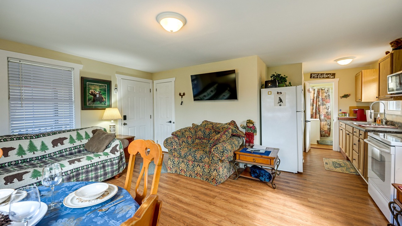 Photo of Livingroom in Qualla