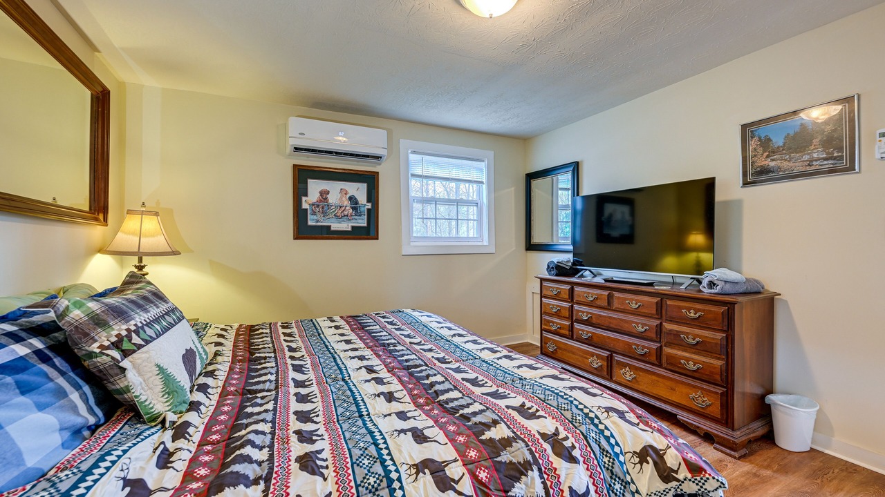 Photo of Bedroom in Qualla