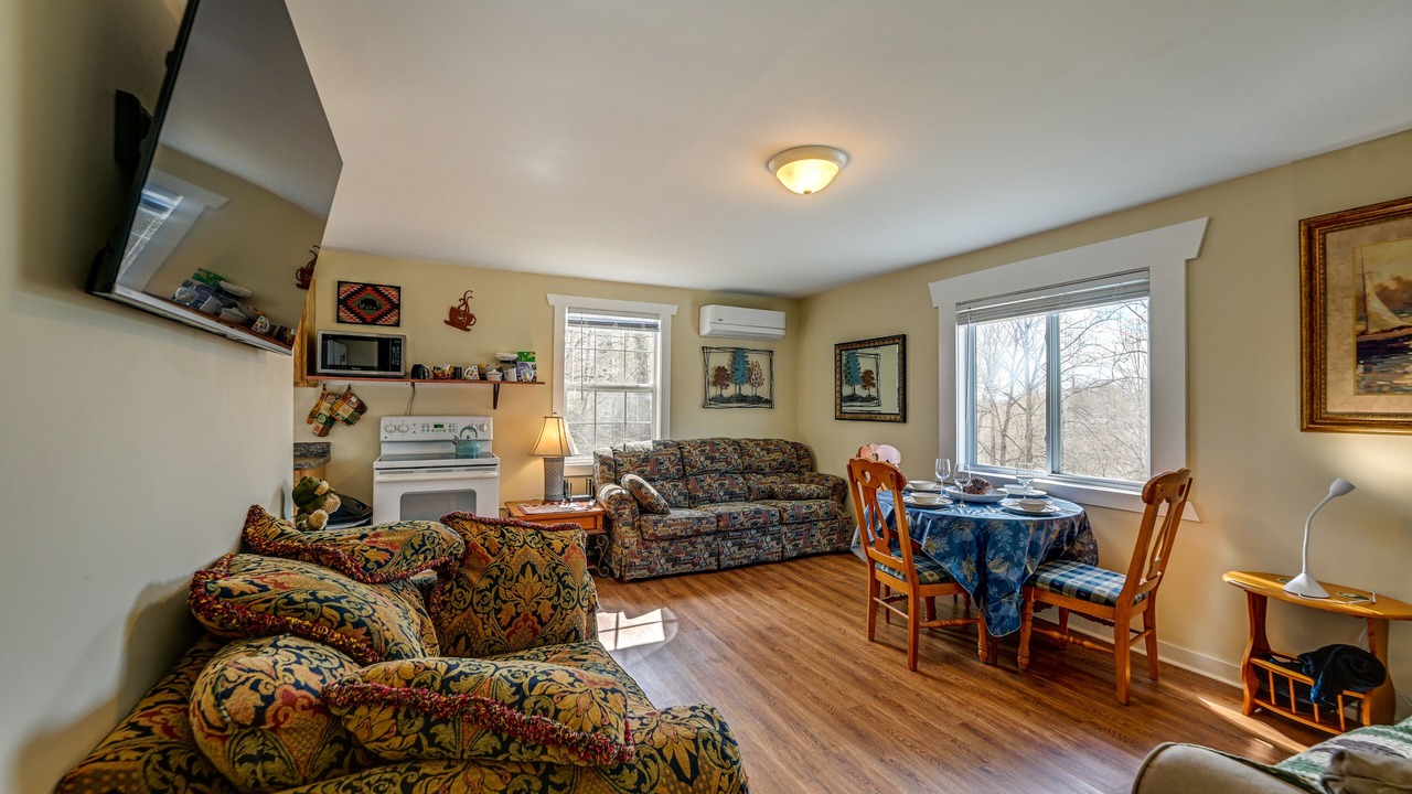 Photo of Bedroom in Qualla