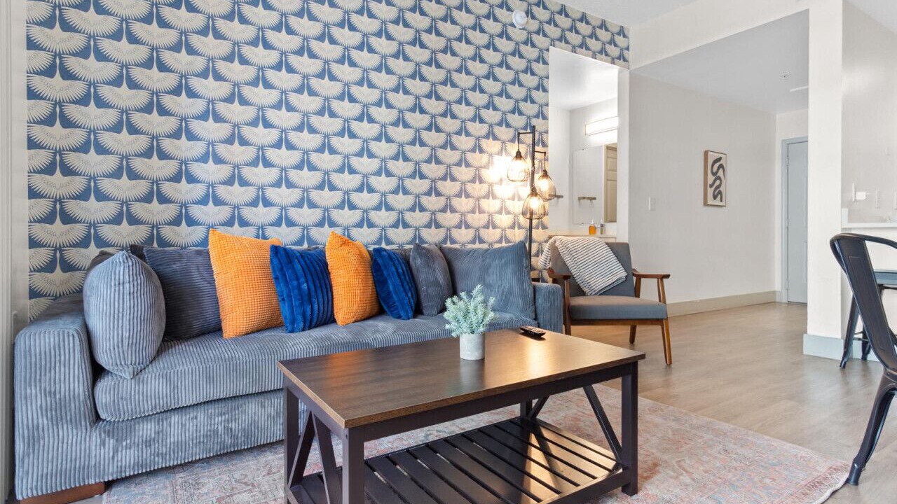 Photo of Livingroom in Charlotte Center City