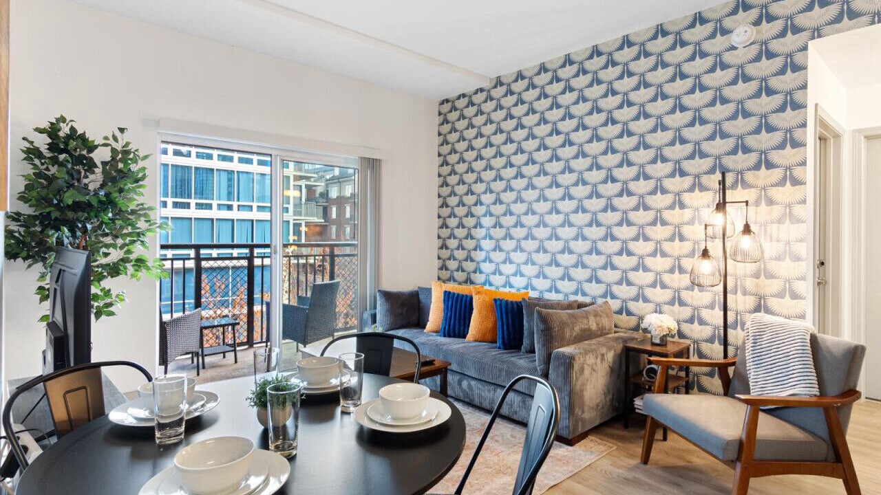 Photo of Livingroom in Charlotte Center City