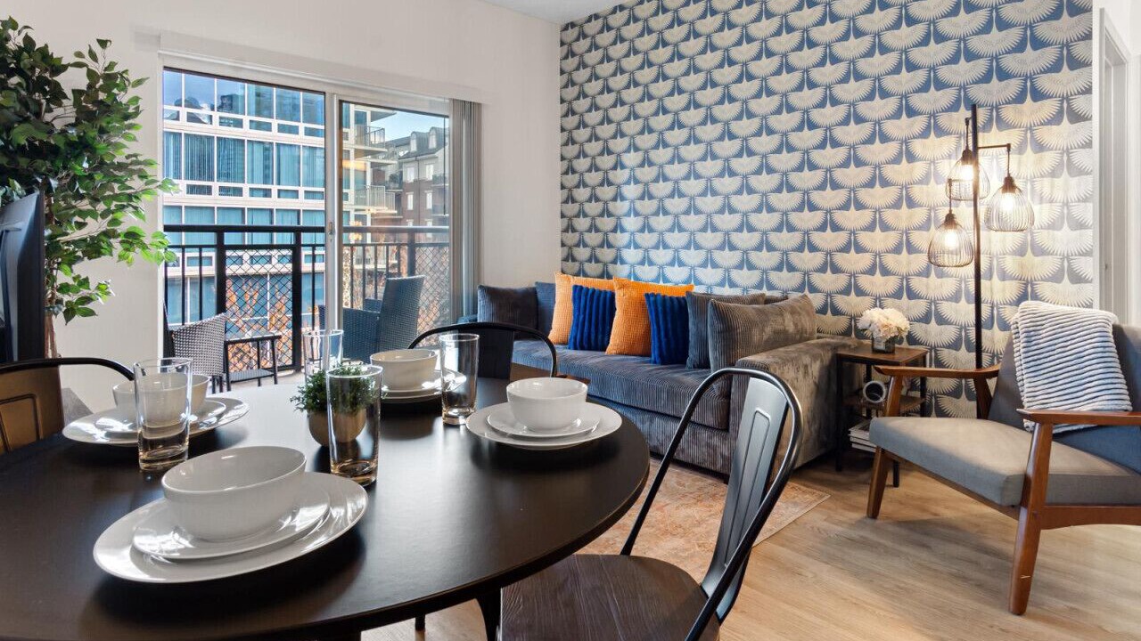 Photo of Livingroom in Charlotte Center City