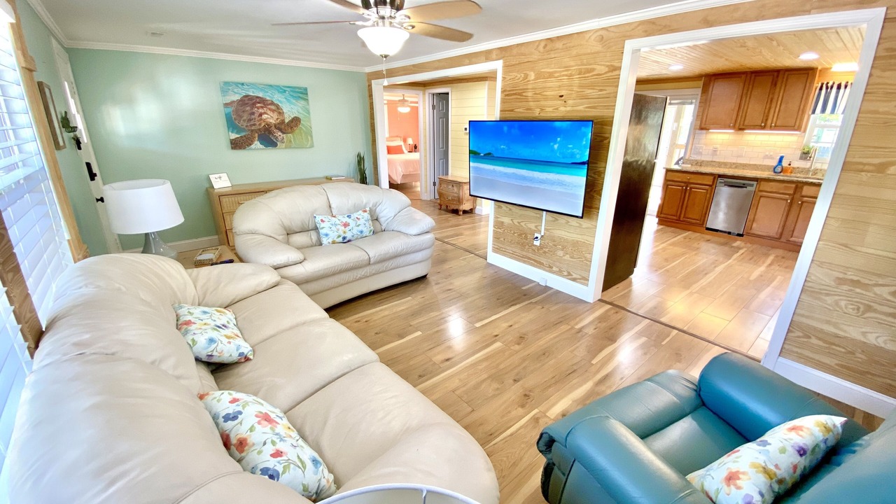 Photo of Livingroom in Tranquil Harbour