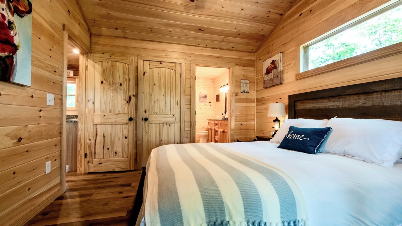 Photo of Bedroom in Murphy