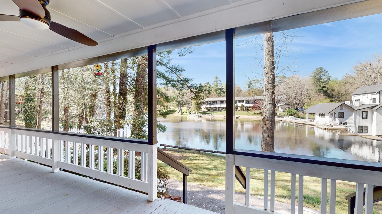 Photo of Patio Balcony in Flat Rock