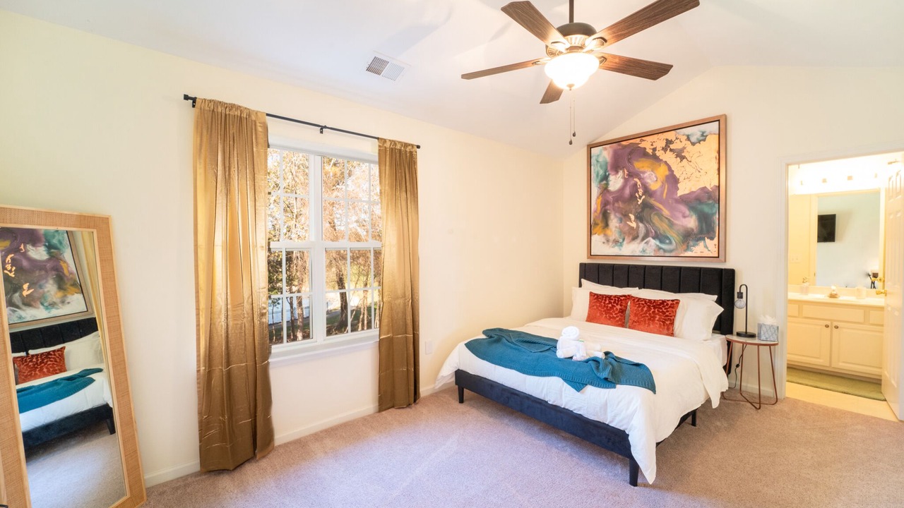 Photo of Bedroom in Pineville