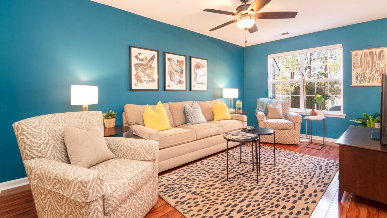 Photo of Livingroom in Pineville