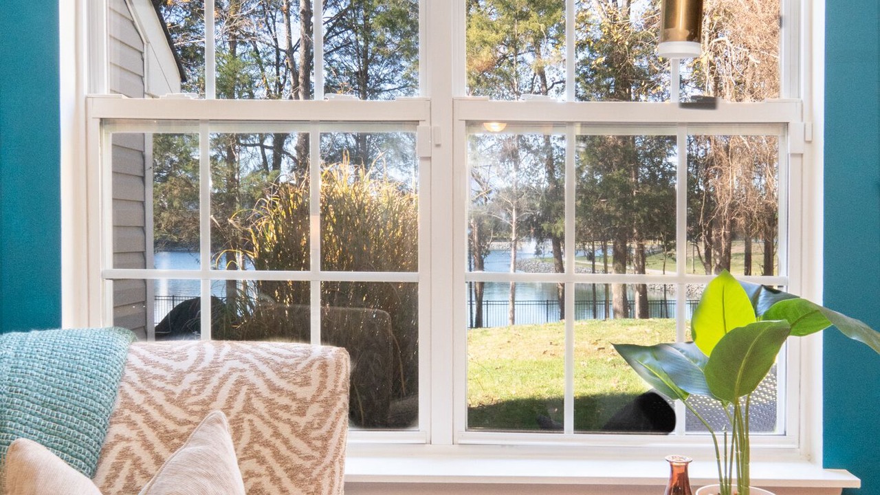 Photo of Livingroom in Pineville
