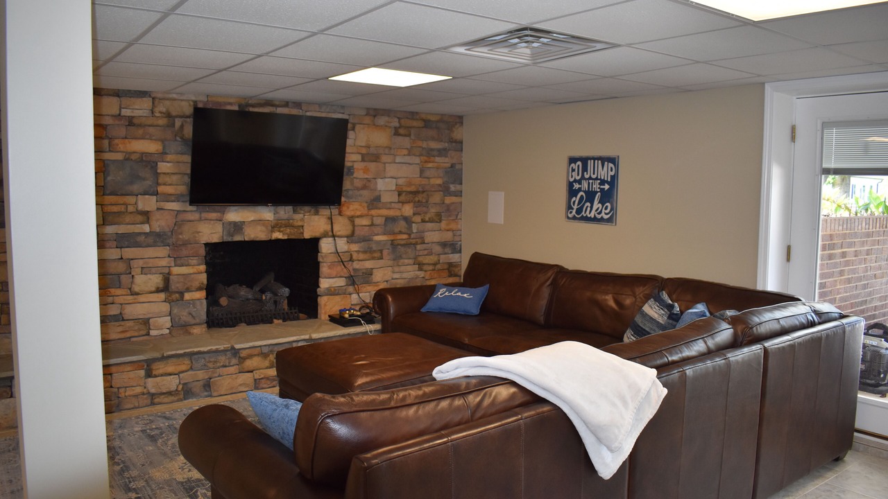 Photo of Livingroom in Lake Norman of Catawba