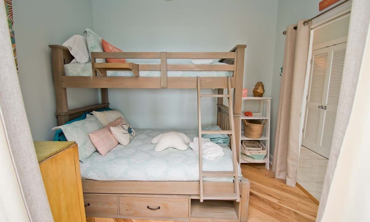 Photo of Bedroom in Indian Beach