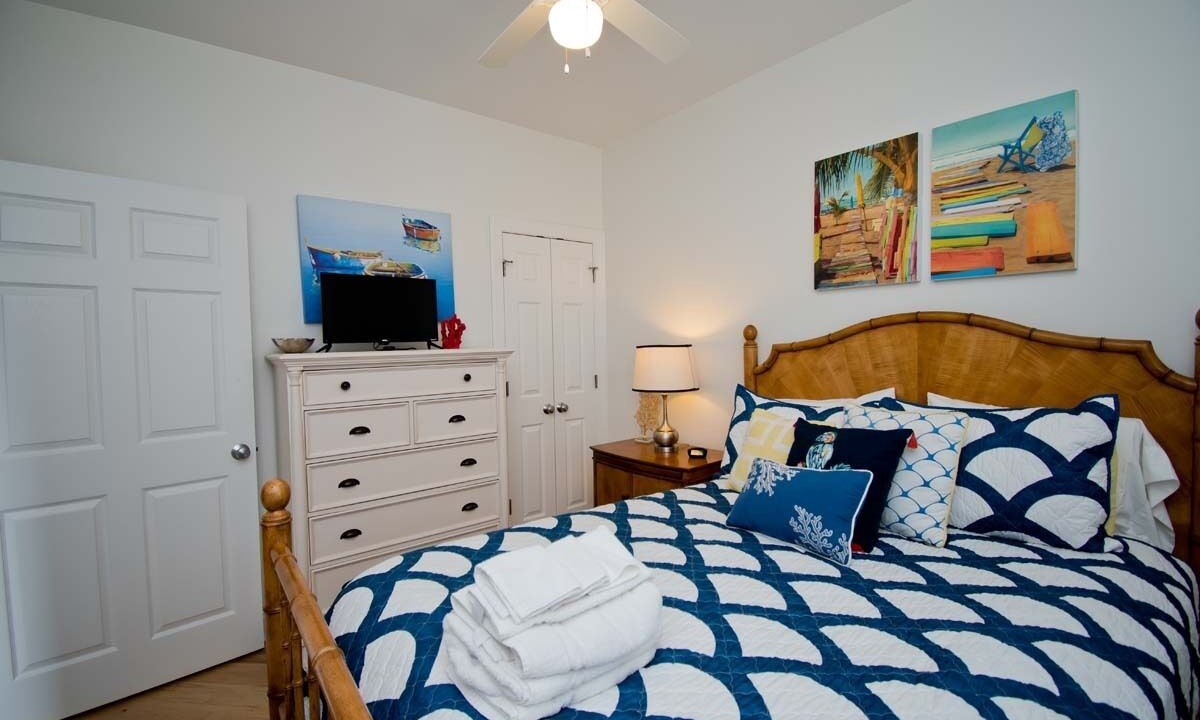 Photo of Bedroom in Indian Beach