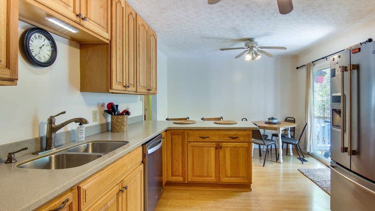 Photo of Kitchen in Ridgecrest