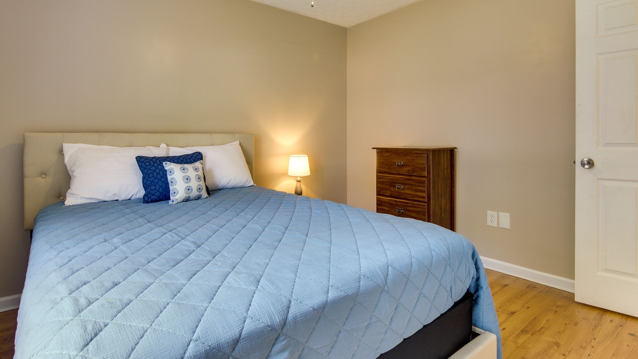 Photo of Bedroom in Ridgecrest