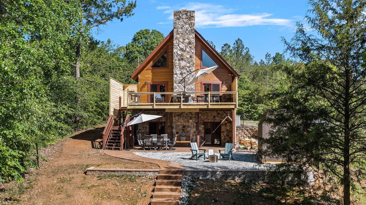 Photo of Outdoor in Huntersville