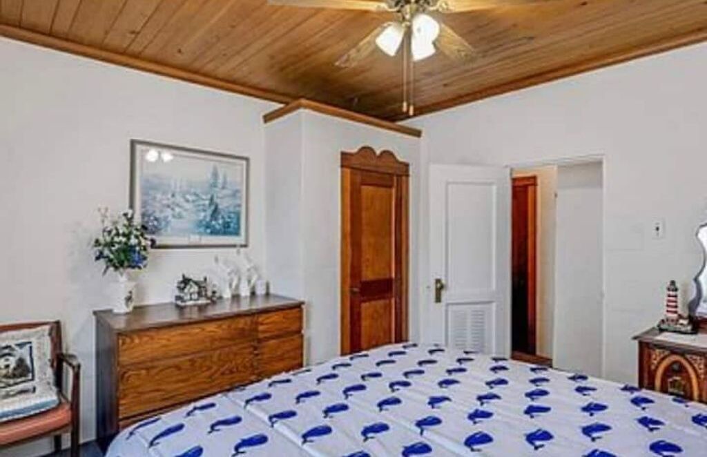 Photo of Bedroom in Colington