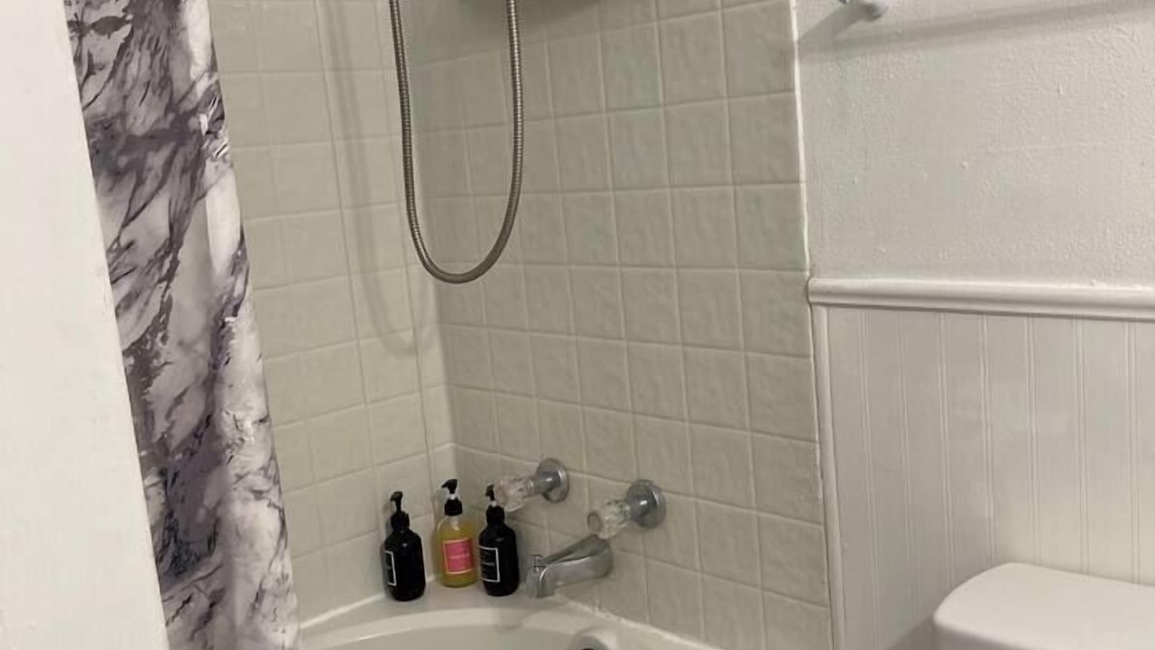 Photo of Bathroom in Elizabeth City