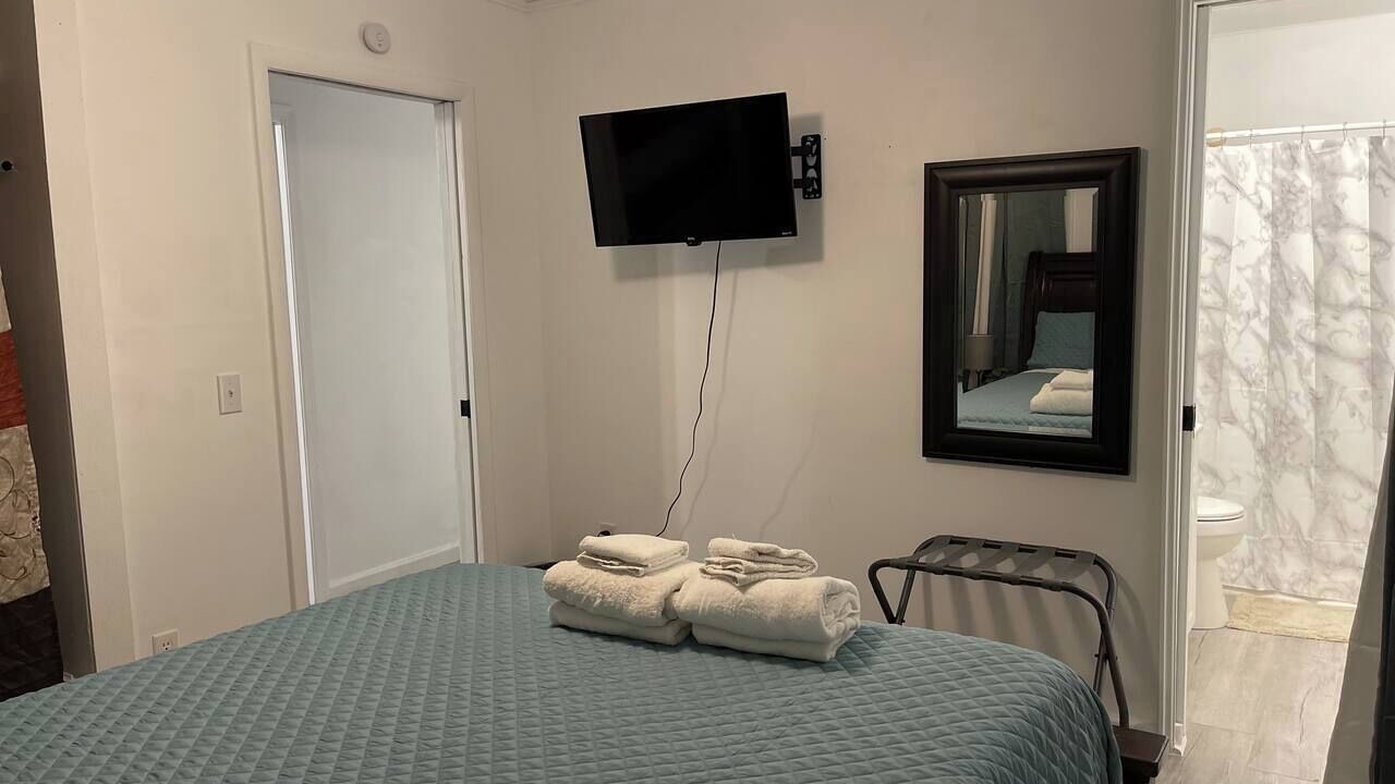 Photo of Bathroom in Elizabeth City