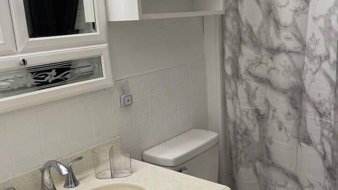 Photo of Bathroom in Elizabeth City