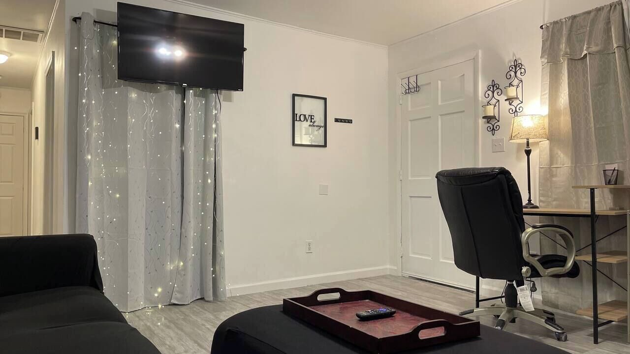 Photo of Bedroom in Elizabeth City