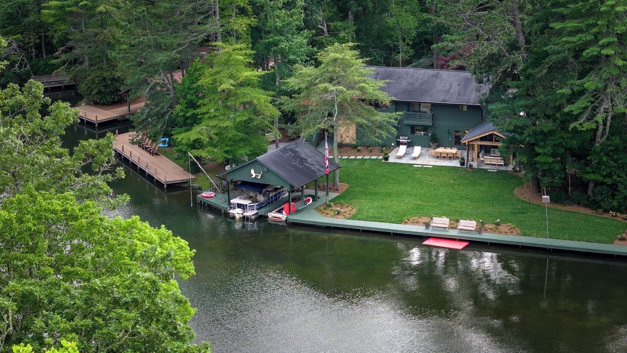 Photo of Others in Lake Toxaway