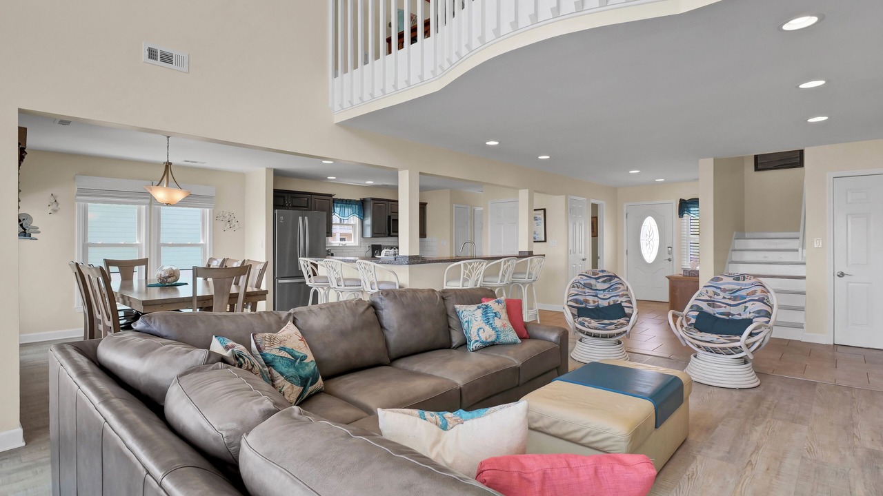 Photo of Livingroom in Village of Stump Sound