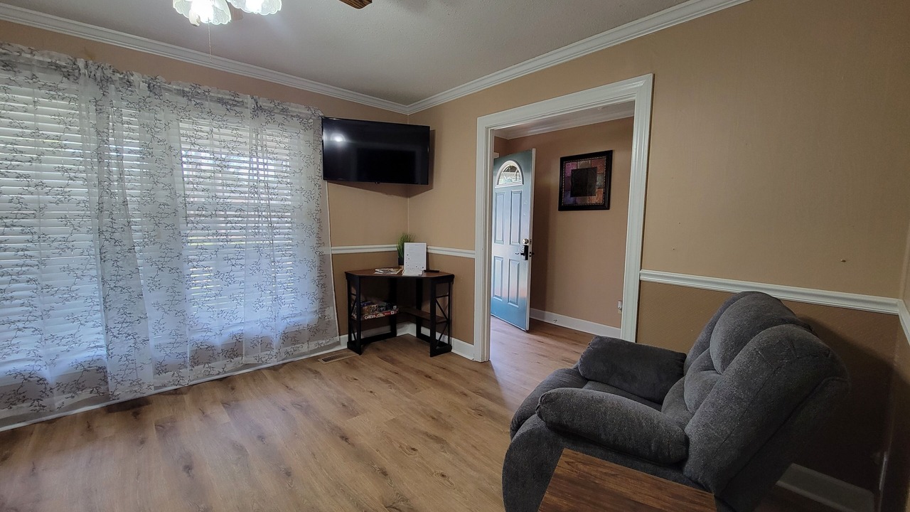 Photo of Livingroom in New Bern
