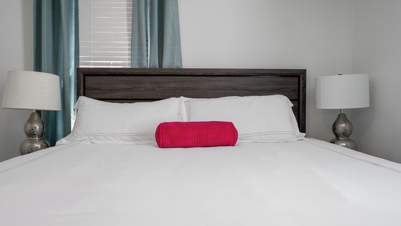 Photo of Bedroom in Downtown