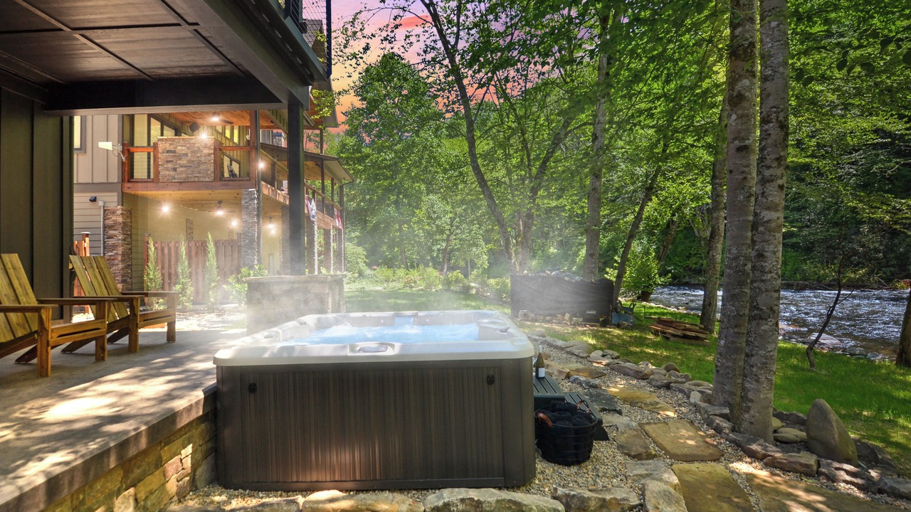 Photo of Patio Balcony in Nantahala