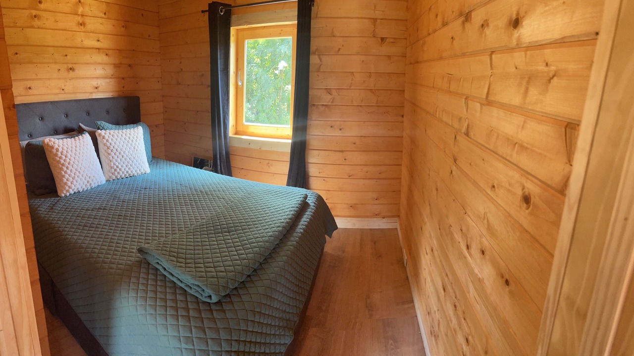 Photo of Bedroom in Weaverville