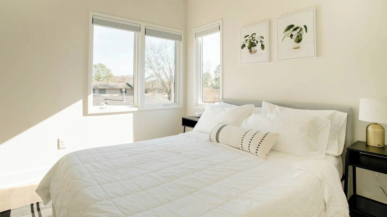 Photo of Bedroom in Downtown