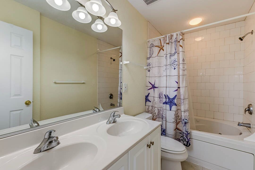 Photo of Bathroom in Ocean Sands