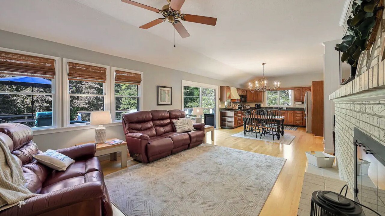 Photo of Livingroom in Hendersonville