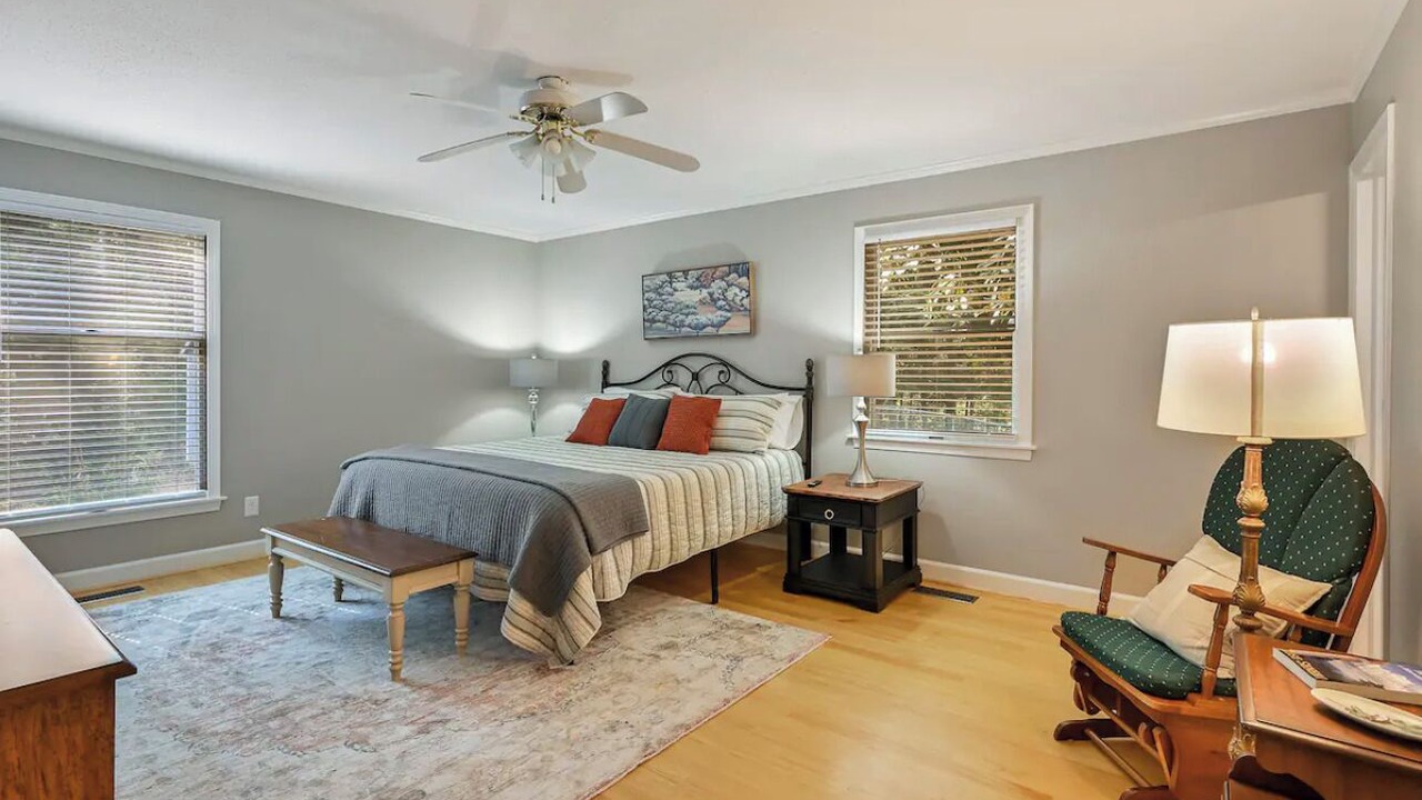 Photo of Bedroom in Hendersonville