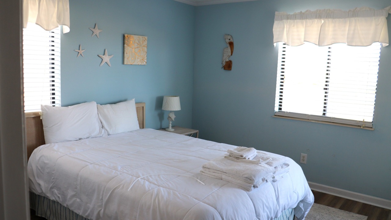 Photo of Bedroom in Emerald Isle