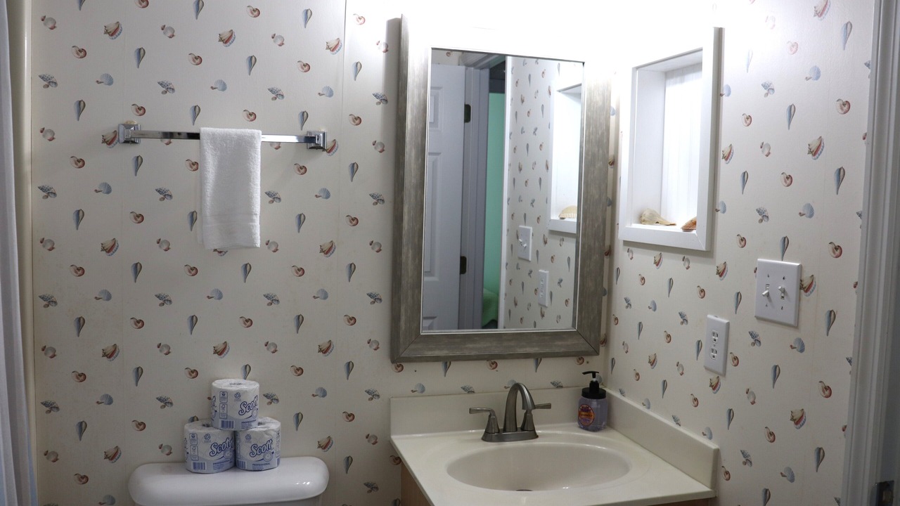 Photo of Bathroom in Emerald Isle
