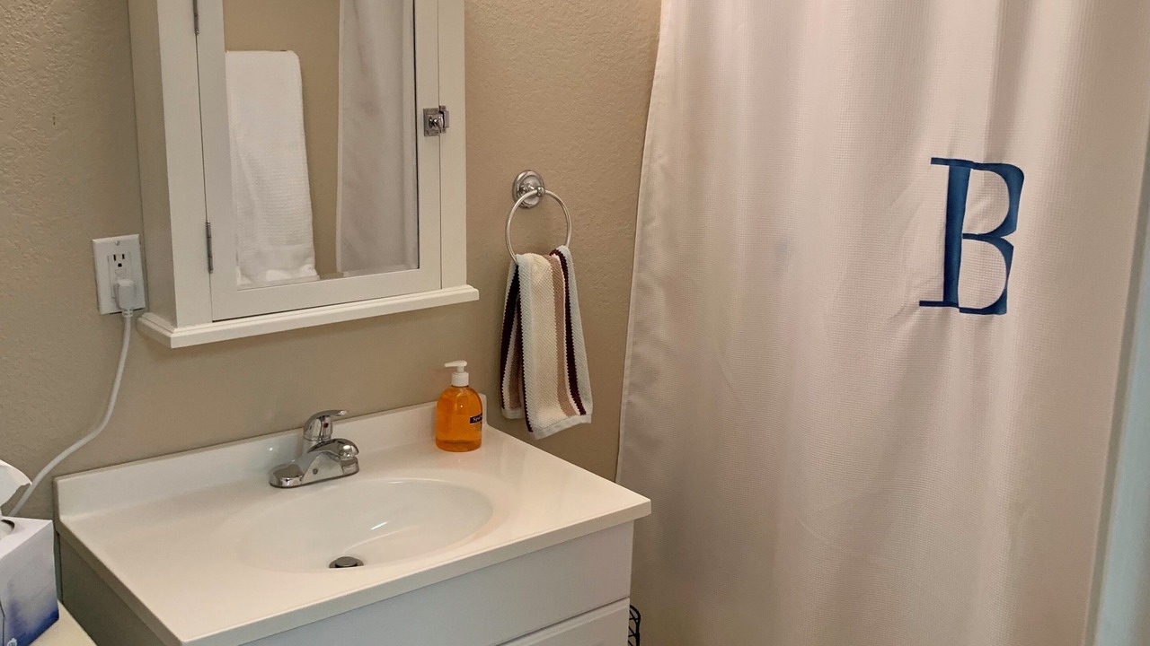 Photo of Bathroom in Unaka