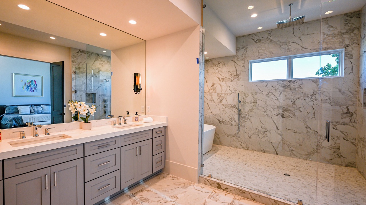 Photo of Bathroom in Glenville