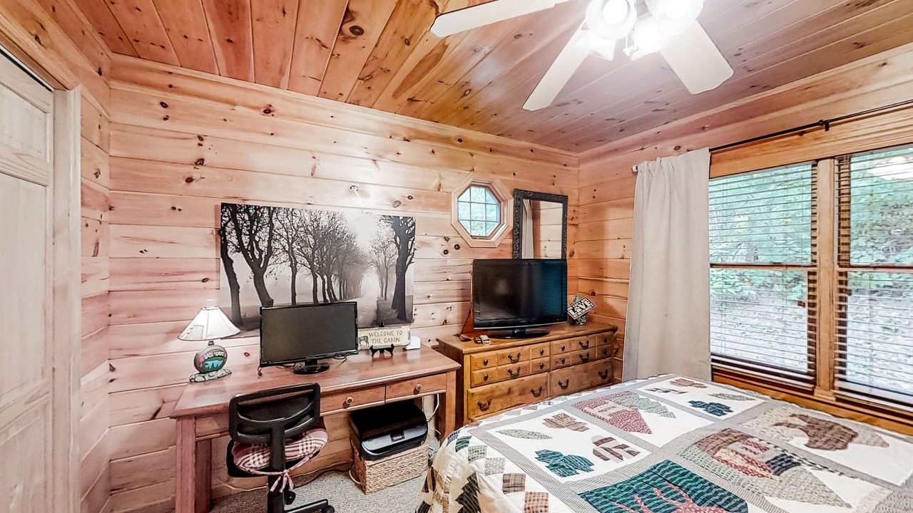 Photo of Bedroom in Murphy