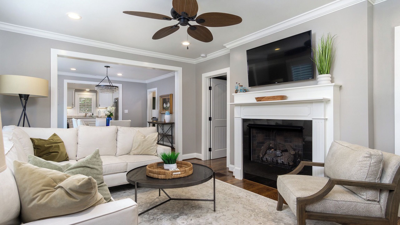 Photo of Livingroom in Black Mountain