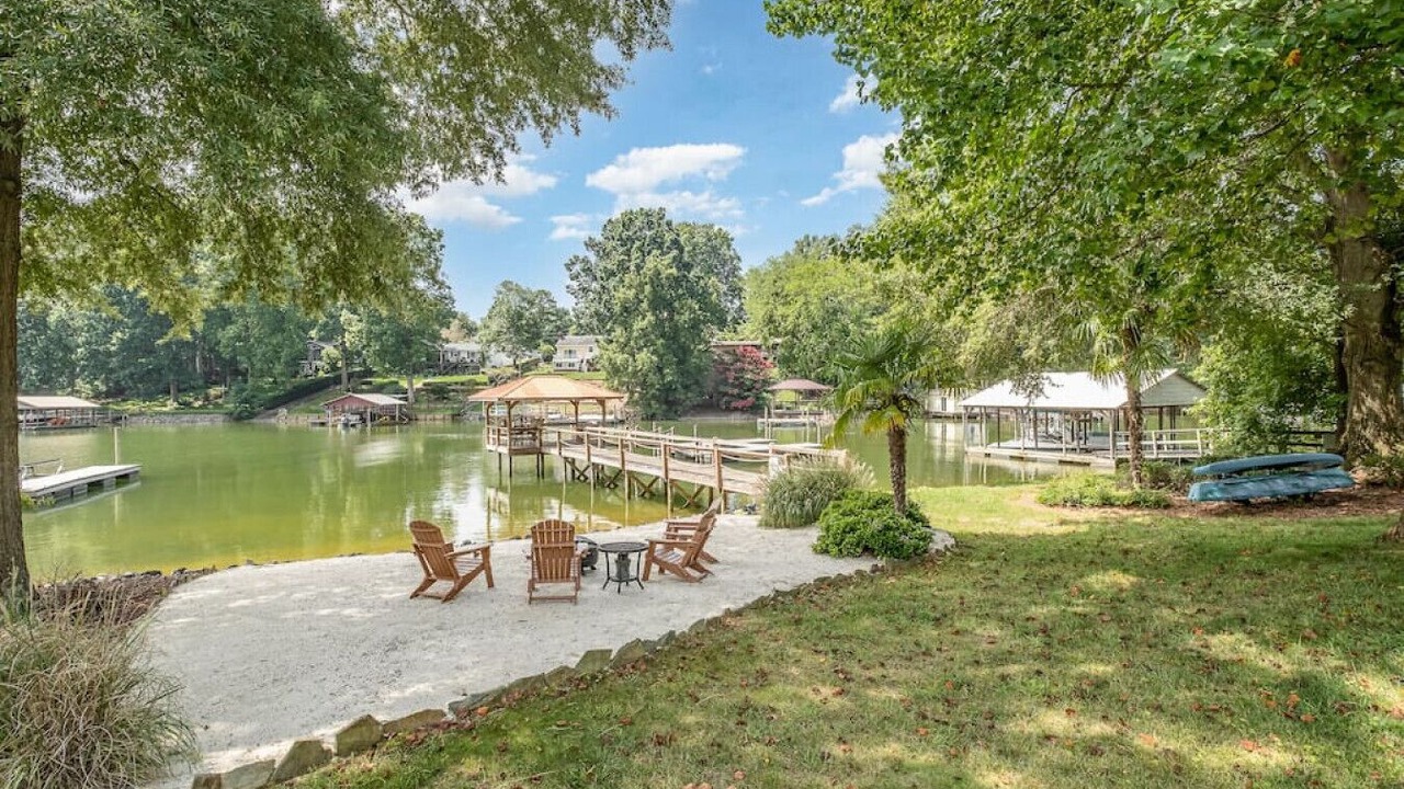 Photo of Patio Balcony in Lake Norman of Catawba