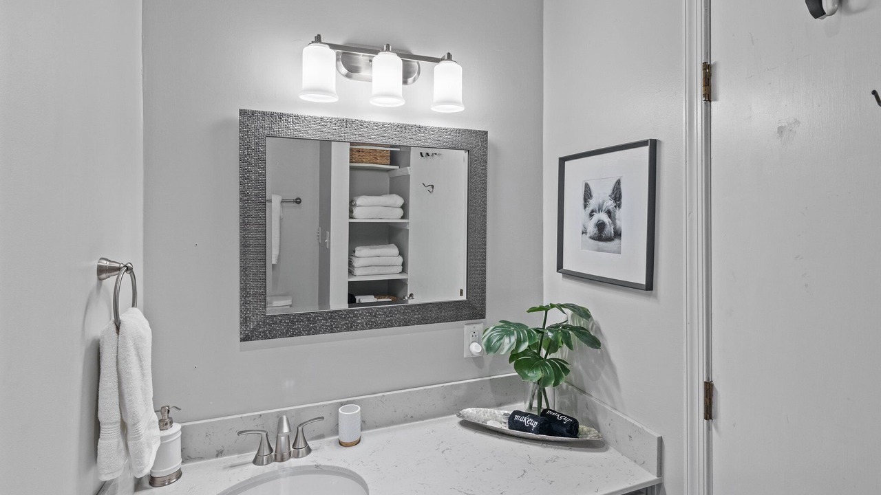 Photo of Bathroom in Fairfield Harbour