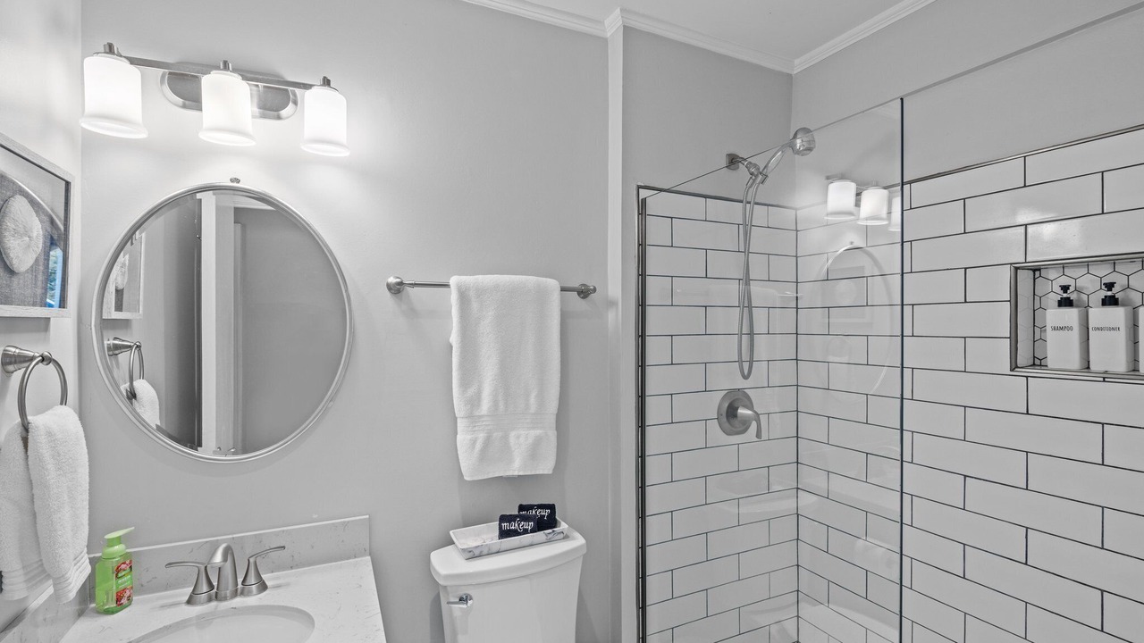 Photo of Bathroom in Fairfield Harbour