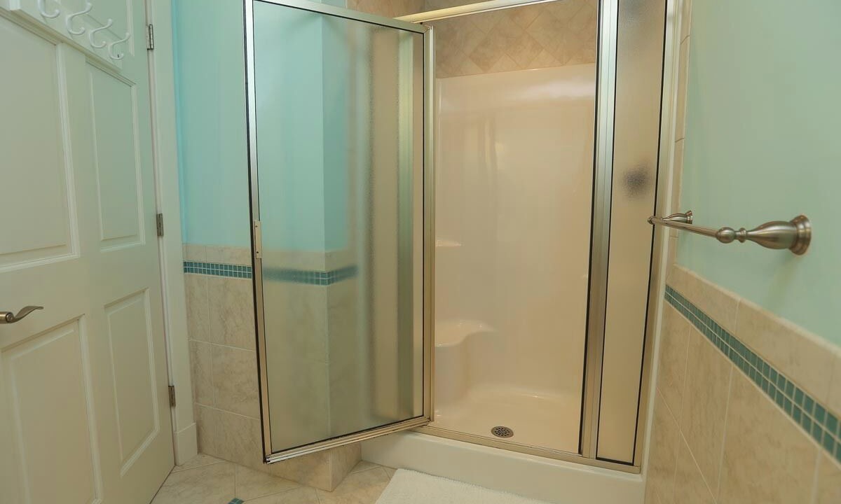 Photo of Bathroom in Southern Shores