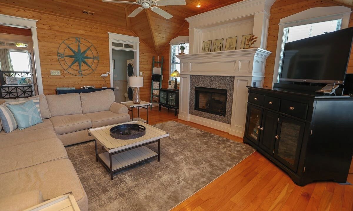 Photo of Bedroom in Southern Shores