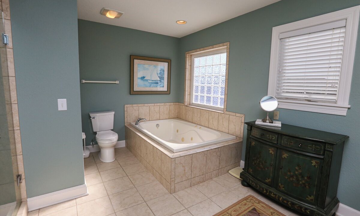 Photo of Bathroom in Southern Shores