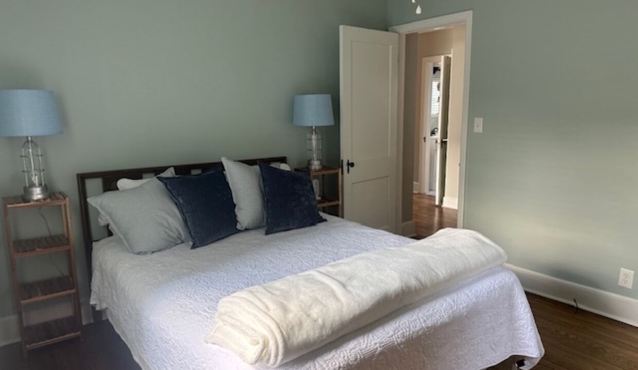 Photo of Bedroom in Lindley Park