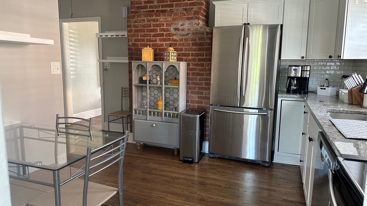 Photo of Kitchen in Lindley Park