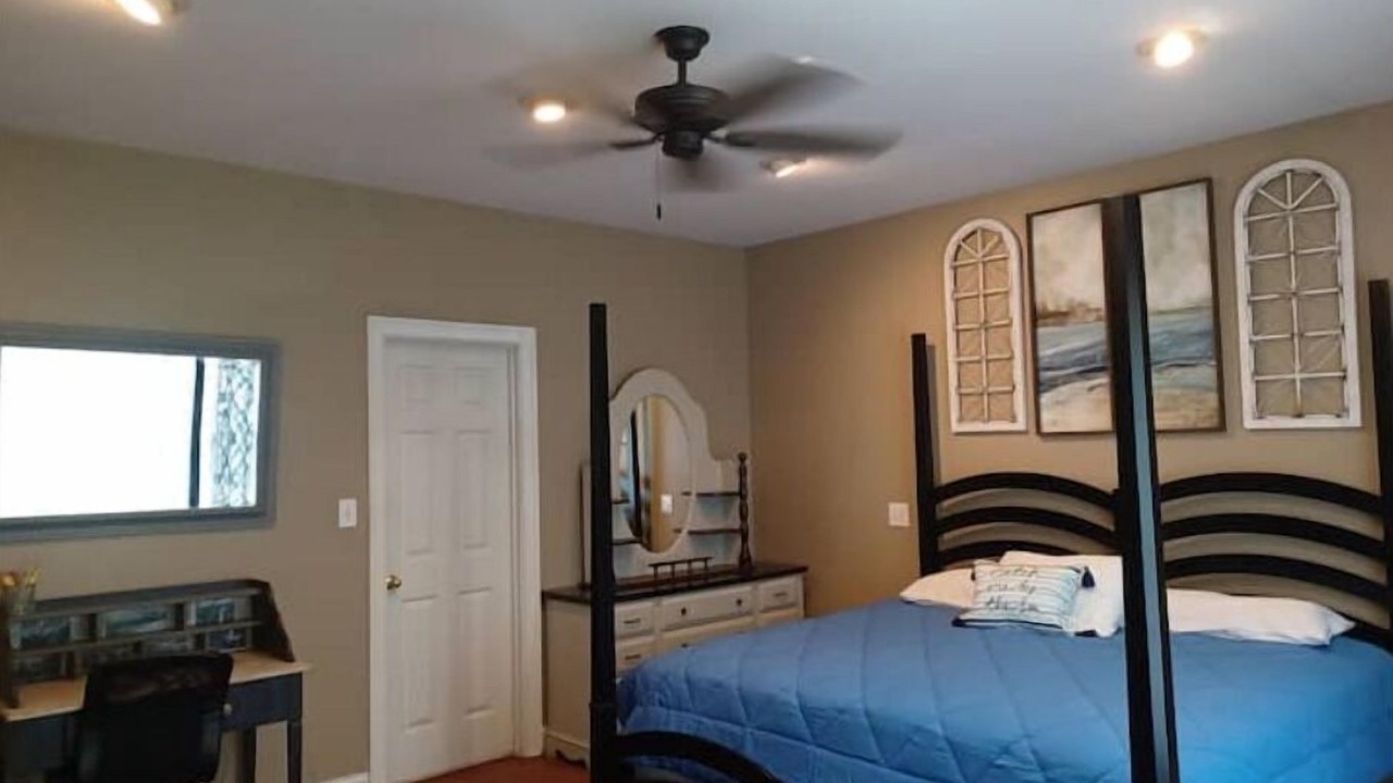Photo of Bedroom in Alexis