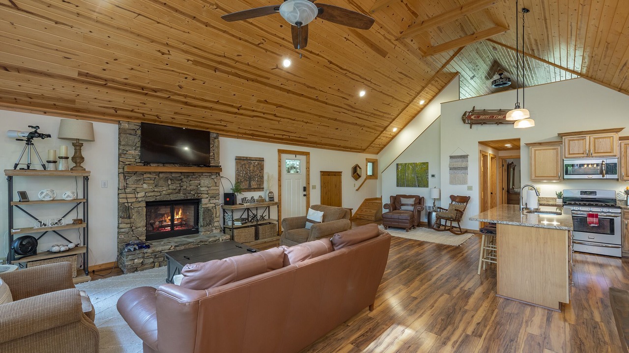 Photo of Livingroom in Wolf Laurel